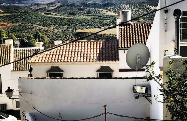 Cottage - Sleeps 4 - Pet Friendly - Patio - Foto 13