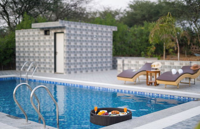 ELIVAAS 5 BHK With Pvt Pool - Zenora - Foto 60