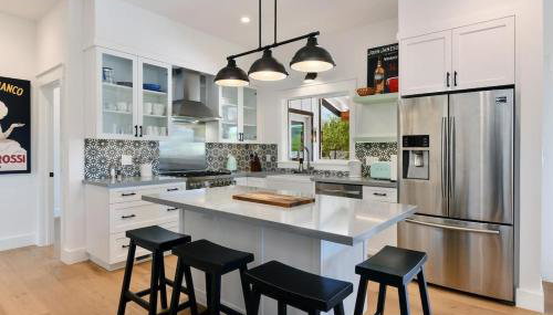 Completely Remodeled Farmhouse With Stunning Views Of Dry Creek Valley - Foto 3