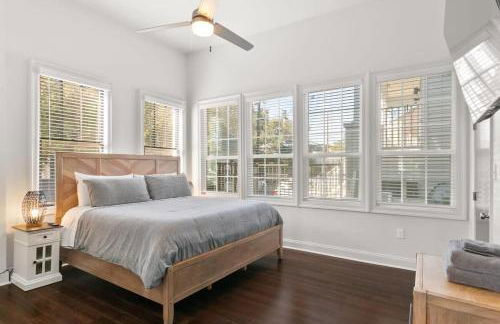 Modern pristine stunning 2BD Garden District Apt - Foto 14