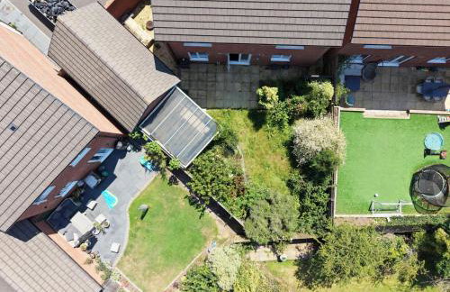 Contractor 4 Bed 2 BA 5 mins to Airport & Barry With Parking - Foto 73