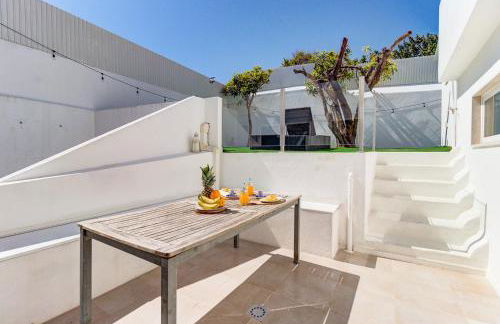 3-bedroom Apt with Private Patio in Cacilhas by Lisbeyond - Foto 37