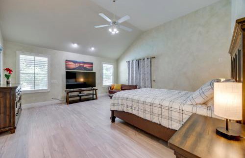 Billiards & Private Pool: Bright Clovis Home! - Foto 13