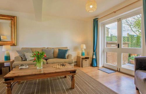 3 Bed in Lyme Regis oc-61809 - Photo 3