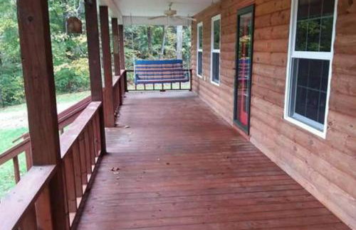 The Bunkhouse - 3 BR, 2 BA Deluxe Cabin - Foto 3