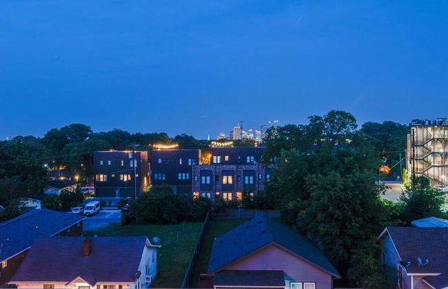 Large Group Lux 3mi Downtown - Rooftop City Views - Photo 40