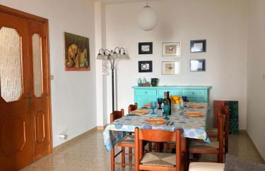 Villa with beautiful Private Garden & Breathtaking Sea View - Foto 24