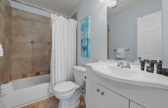 Decked Out On Marbury 4 Bedroom Home by RedAwning - Photo 32