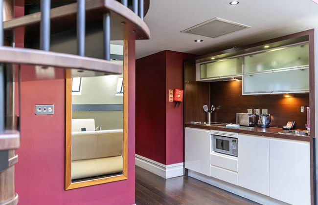 Roomzzz Manchester City - Foto 34