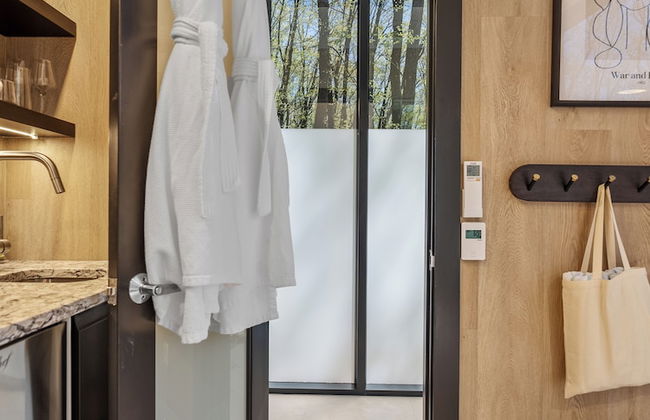 Mirror Villas - Modern Retreat with private hot tubs and mountain view - Foto 25