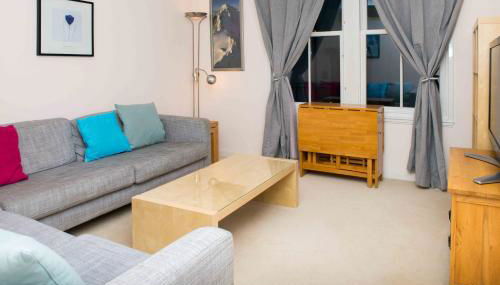 Lovely 2 bedroom apt in Ballater on the River Dee - Foto 2