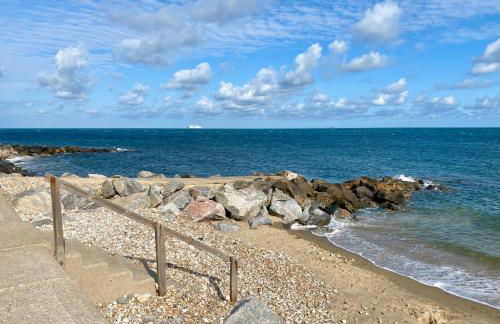 Peaceful Coastal Apartment - Foto 52