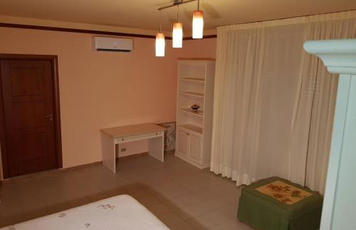 Stylish Apt TERINA - Le Lincelle, Lamezia - bright, spacious, elegant and with terrace - Foto 9