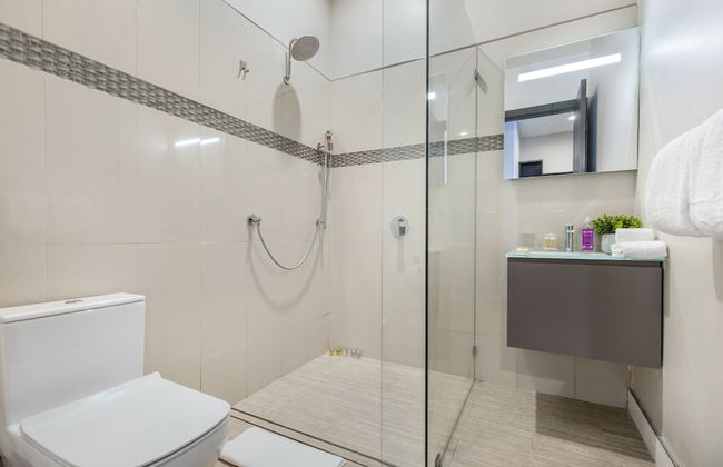 Coldwater Canyon - A Sophisticated & Elegant Estate - Foto 18