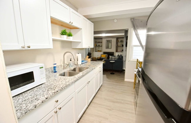 3 Blocks to Notre Dame 2 Bedroom 1 Bath Home 815 - Foto 11