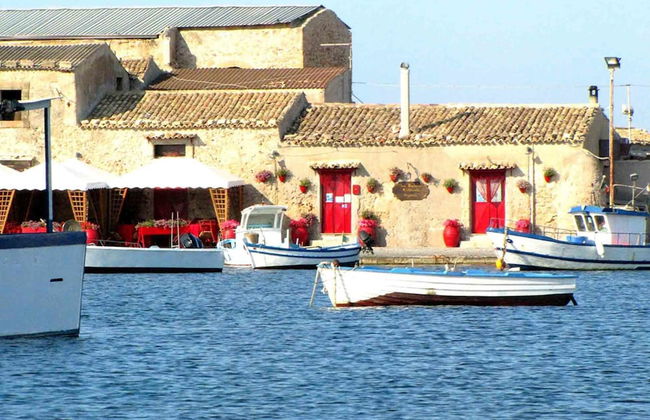 Orizzonte Casesicule, Fantastic Sea View with Balcony and Big Windows, Wi-Fi - Foto 25