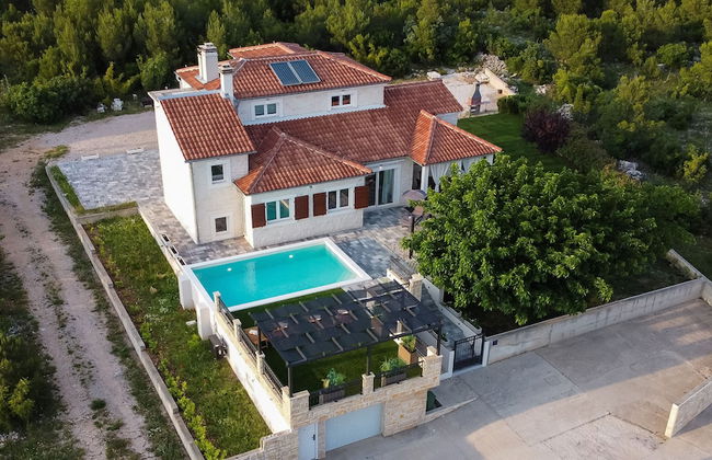 Villa Whitestone - Foto 1