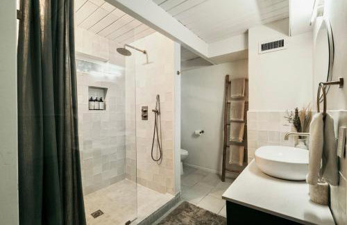 Rous Cabin Getaway Hot Tub - Foto 23