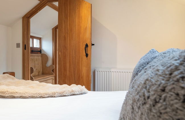 Coach House - Lovely Home in Cheltenham - Photo 1