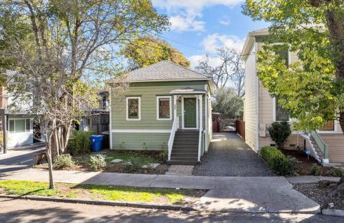 Hot Tub PRIME DWTN NAPA 3 bed 2 Bath - Foto 17