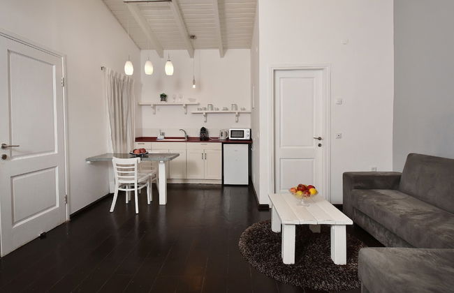 Niflaot Hagolan - Photo 8