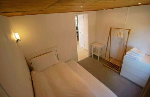 The Little House - Photo 18