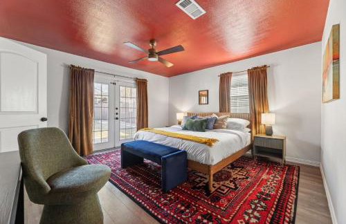 Texas Willow Ranch - Epic Luxury Retreat with Pool, Game room, Soccer, BBQ, Fire table - Foto 36