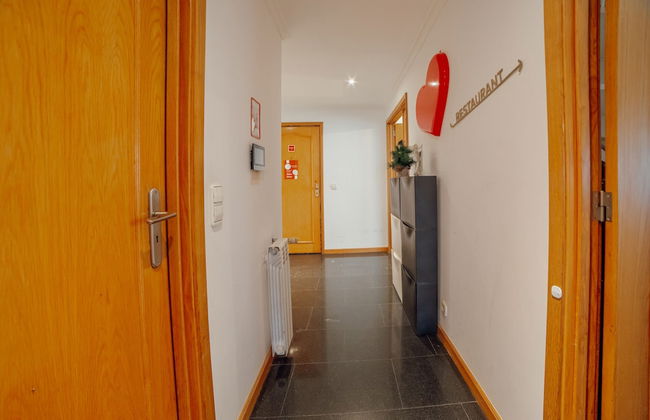 Arcozelo Pool Garage by Vacationy - Photo 27