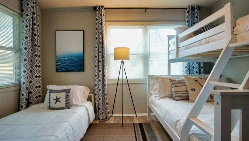 Serenity Sol ※ Surfside Charmer Near Beach & Jetty - Foto 3