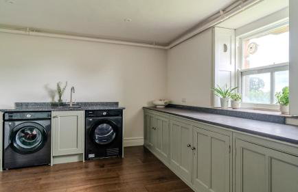 Earnshill House - Photo 4