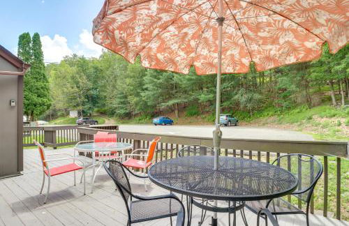 Community Indoor Pool Tannersville Townhome - Foto 26