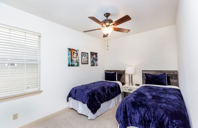 Upstay - East Austin Family Home - 5min From DT - Photo 14