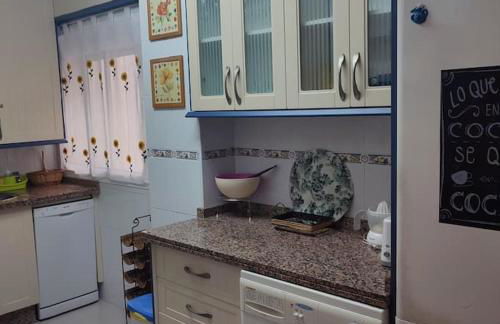 INTERNET gratis, En el centro y a 150m de la playa - Photo 23