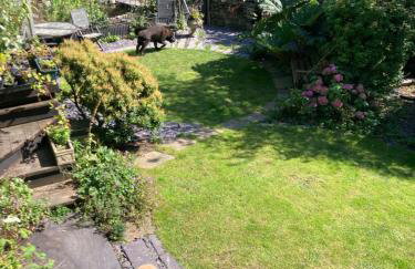 Ivy House - Photo 17