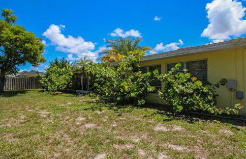 2 BR Home With Private Beach Access To Golden Beach - Luna Sea - Foto 25