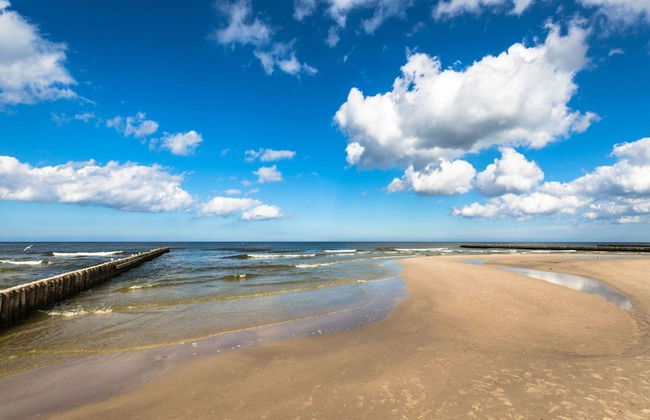 Comfortable Apartment, Ground Floor, Balcony - Photo 22