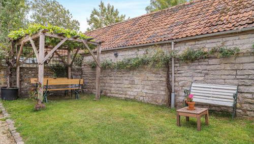 The Cider House - Photo 4, Garden