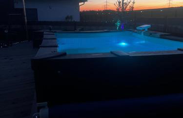 Modern attic apartment with pool view AC and gym - Foto 42