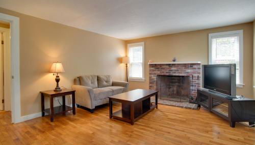 Less Than 1 Mi to Beach Family-Friendly Falmouth Home! - Foto 2