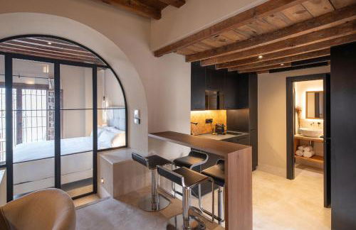 Calm Suites Babole - Foto 54