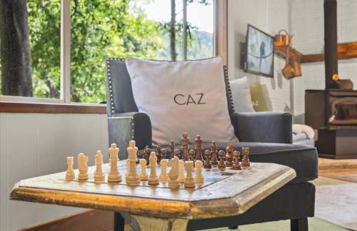 Cozy Creek Cabin - On Austin Creek Hot Tub - Dog Friendly - BBQ Grill - Fast WiFi - Foto 16