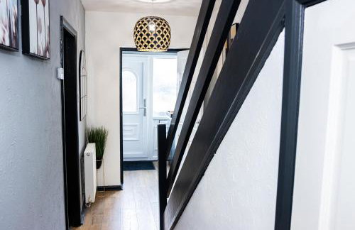 Stunning 3Bedroom Home Ideal for Long & Short Stay - Foto 36