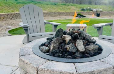 Hier Hideaway - Hot Tub - Fire Pit - King Beds - Foto 6