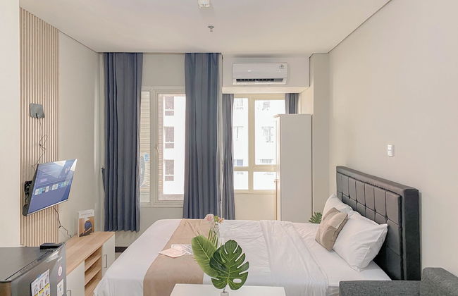 Best Furnished And Homey Studio Nifarro Park Apartment - Foto 6