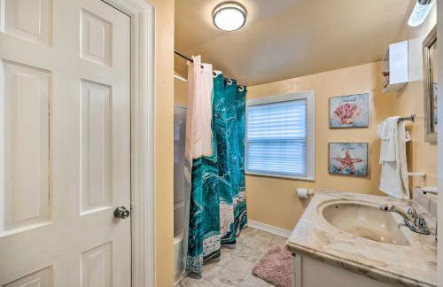 Chic Petersburg Home with Game Room - Dogs OK! - Foto 24