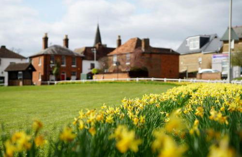 18PG Dreams Unlimited - Budget Flat w free parking - Slough Windsor Heathrow - Foto 28