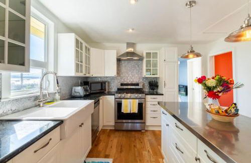 Orca Haven - 2BR with Scenic Views in Richmond Beach - Foto 14