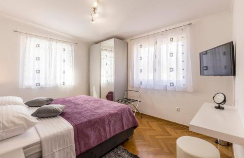 Villa Arbareto with heated swimming pool - Photo 34