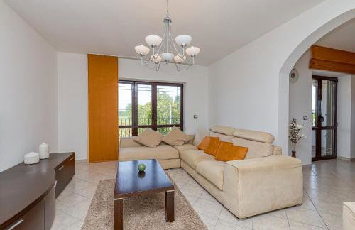 Silvia II with Private Pool - Foto 6