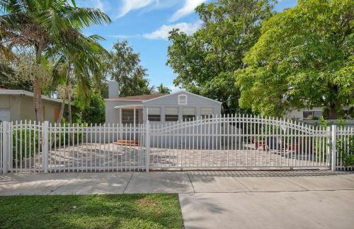 Casa Nikoleta Gated 3Bd 2Bth 10 Min to Beach - Foto 27